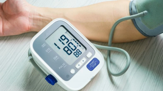 7 Penyebab Tekanan Darah Tinggi yang Sering Disepelekan, Jangan Sampai Terlambat!